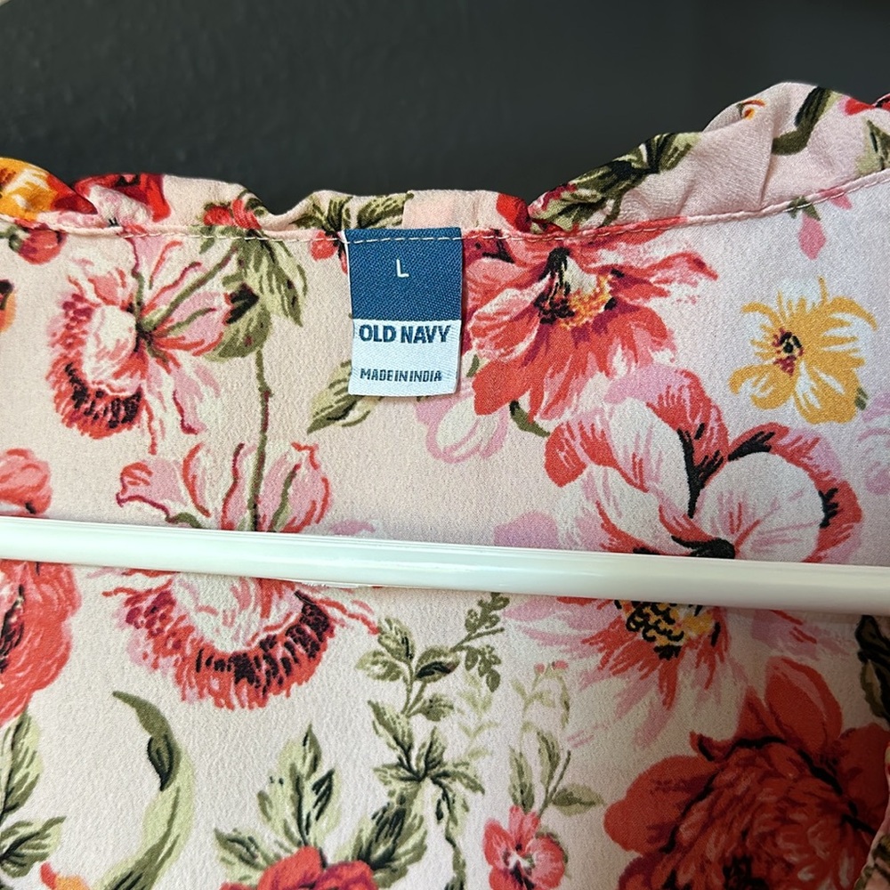 Old Navy Floral Blouse with Ruffles NWT - Picture 2 of 6